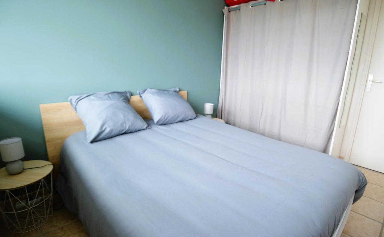 Appartement Au Pied De La Plage - Balcon - Parking Courseulles-sur-Mer Eksteriør billede