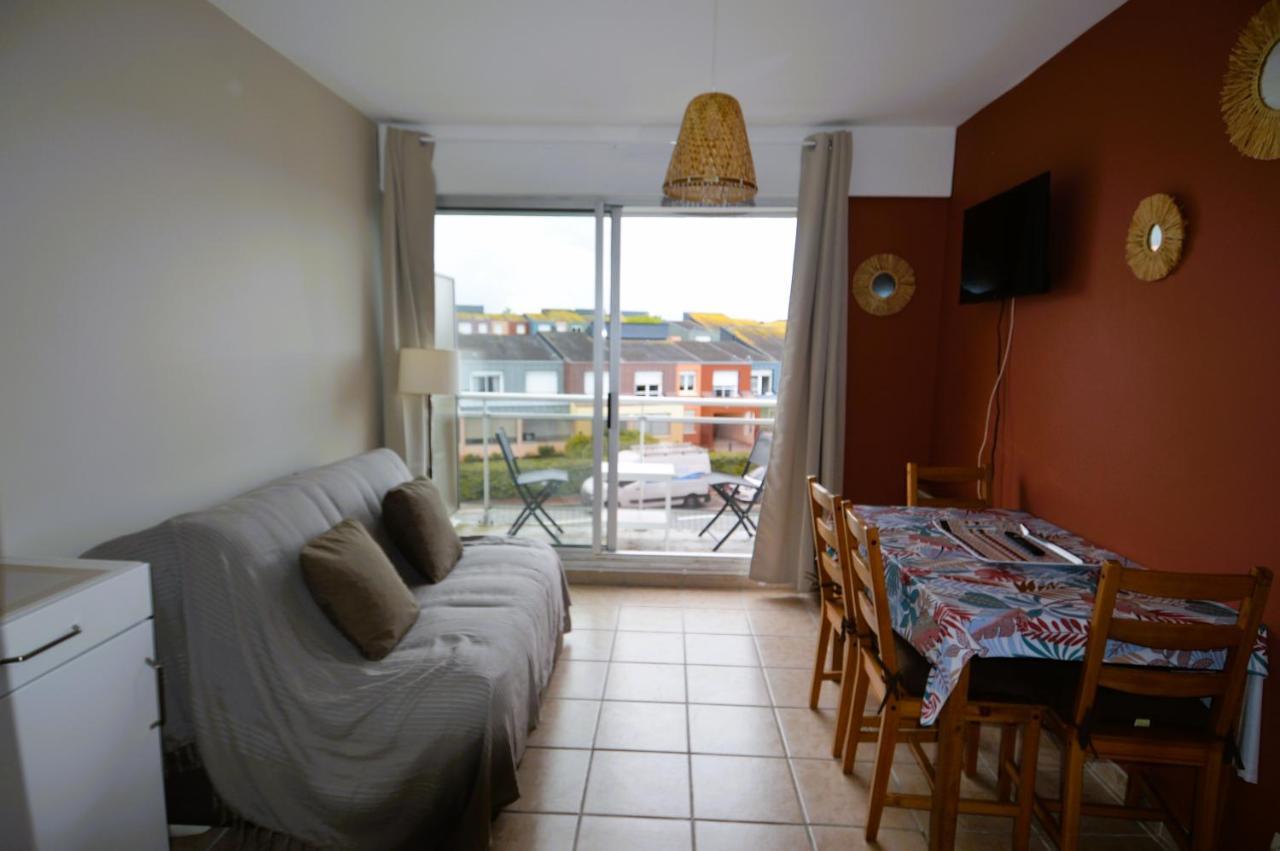 Appartement Au Pied De La Plage - Balcon - Parking Courseulles-sur-Mer Eksteriør billede