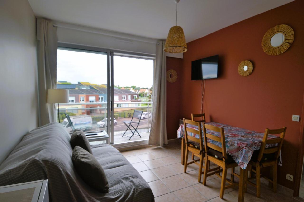 Appartement Au Pied De La Plage - Balcon - Parking Courseulles-sur-Mer Eksteriør billede