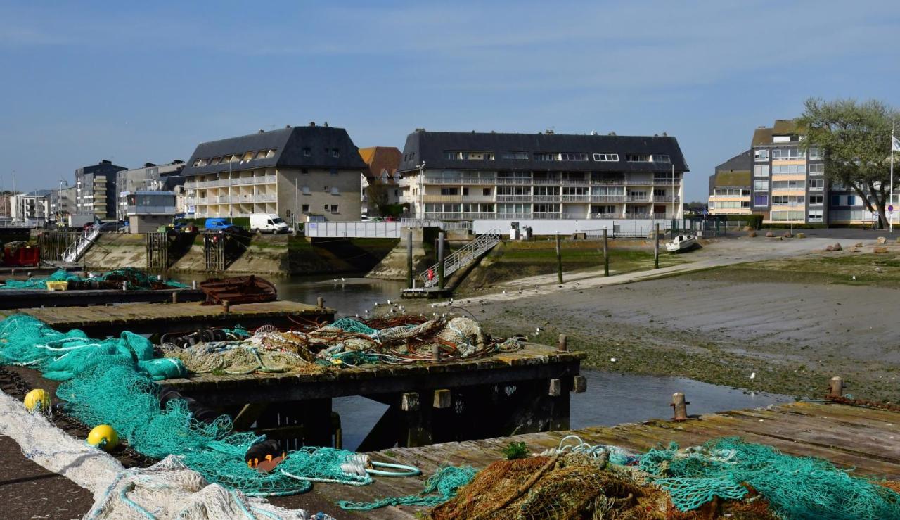 Appartement Au Pied De La Plage - Balcon - Parking Courseulles-sur-Mer Eksteriør billede