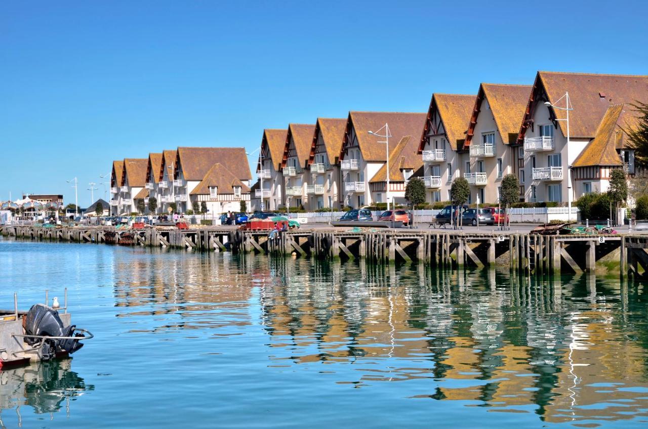 Appartement Au Pied De La Plage - Balcon - Parking Courseulles-sur-Mer Eksteriør billede