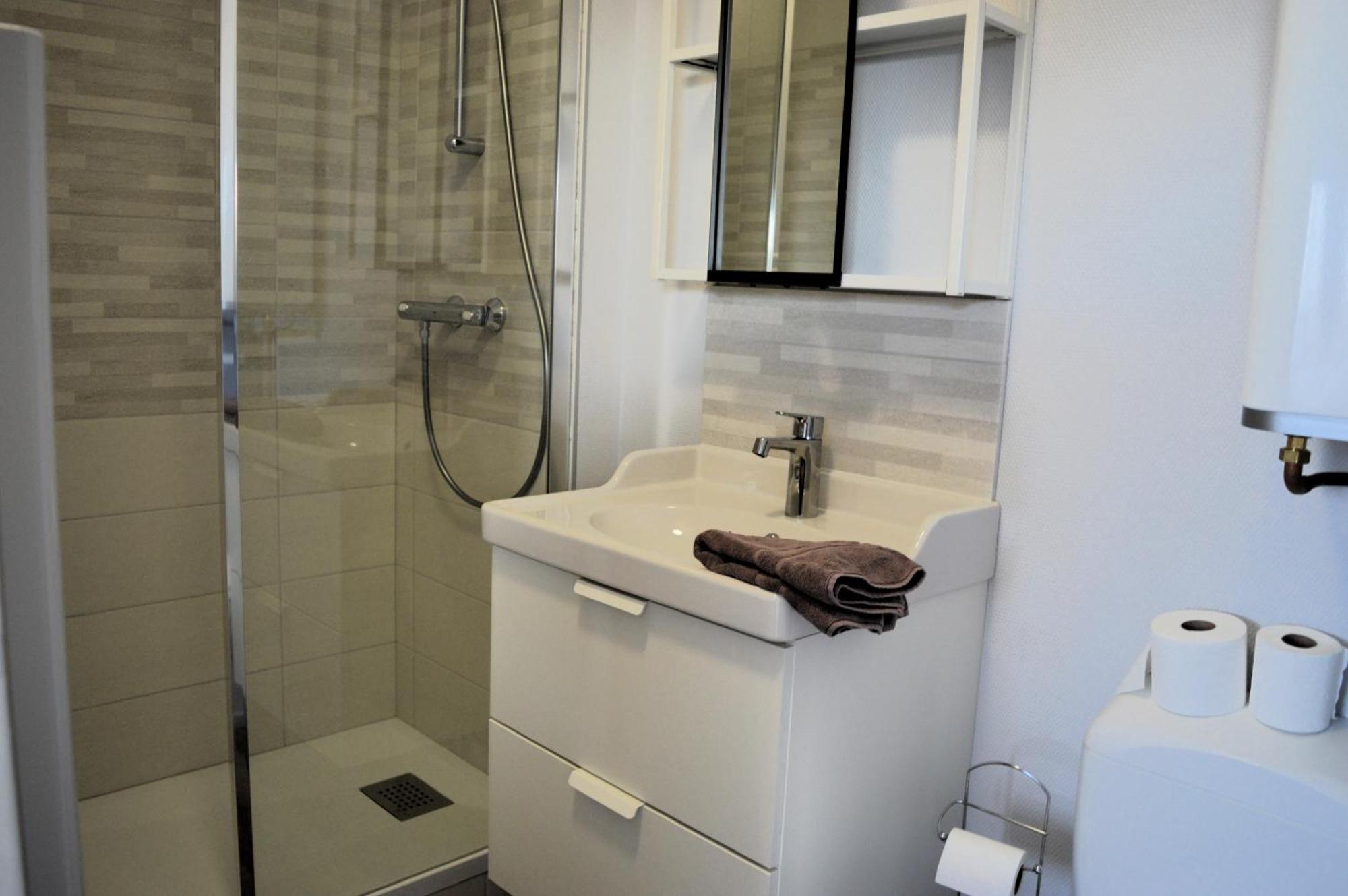 Appartement Au Pied De La Plage - Balcon - Parking Courseulles-sur-Mer Eksteriør billede