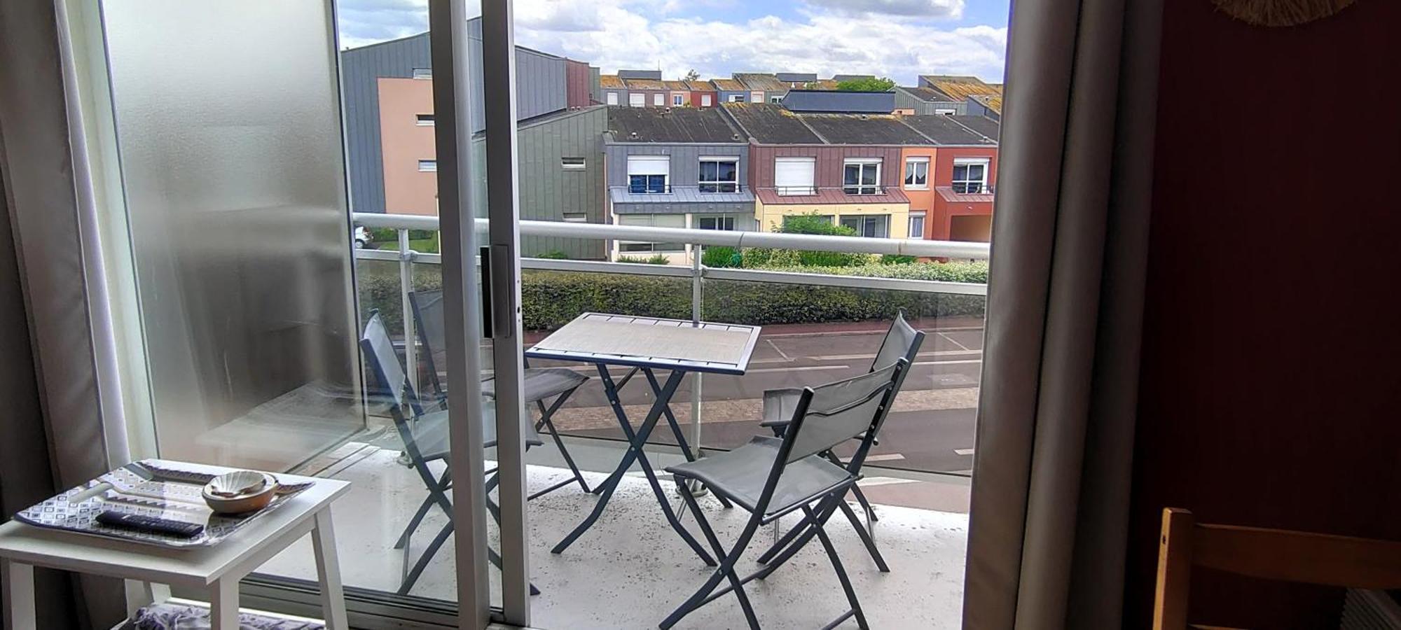 Appartement Au Pied De La Plage - Balcon - Parking Courseulles-sur-Mer Eksteriør billede